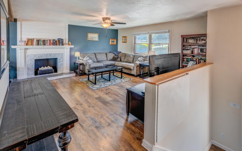 670 Elysian Avenue, Morgantown, West Virginia 26501, 3 Bedrooms Bedrooms, 8 Rooms Rooms,2 BathroomsBathrooms,Single Family Detached,For Sale,Elysian,10162526