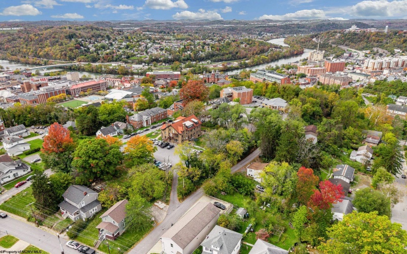 225 WAVERLY Street, Morgantown, West Virginia 26505, 2 Bedrooms Bedrooms, 5 Rooms Rooms,1 BathroomBathrooms,Single Family Detached,For Sale,WAVERLY,10162525