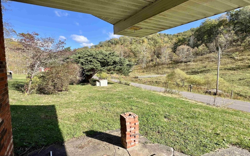 7935 Servia Elmira Road, Duck, West Virginia 25063, 4 Bedrooms Bedrooms, 8 Rooms Rooms,3 BathroomsBathrooms,Single Family Detached,For Sale,Servia Elmira,10162522