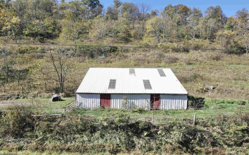 7935 Servia Elmira Road, Duck, West Virginia 25063, 4 Bedrooms Bedrooms, 8 Rooms Rooms,3 BathroomsBathrooms,Single Family Detached,For Sale,Servia Elmira,10162522