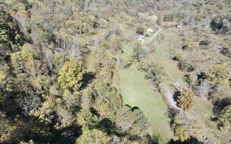 7935 Servia Elmira Road, Duck, West Virginia 25063, 4 Bedrooms Bedrooms, 8 Rooms Rooms,3 BathroomsBathrooms,Single Family Detached,For Sale,Servia Elmira,10162522