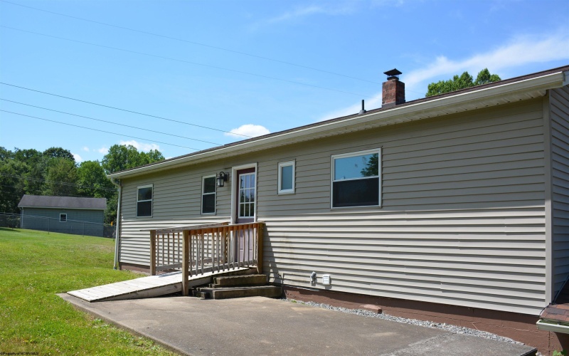 56 Hampton Drive, Parsons, West Virginia 26287, 3 Bedrooms Bedrooms, 6 Rooms Rooms,1 BathroomBathrooms,Single Family Detached,For Sale,Hampton,10161076