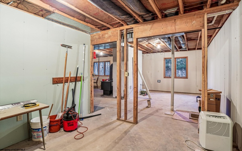 96 Sunfish Court, Davis, West Virginia 26260, 3 Bedrooms Bedrooms, 6 Rooms Rooms,2 BathroomsBathrooms,Single Family Detached,For Sale,Sunfish,10162546