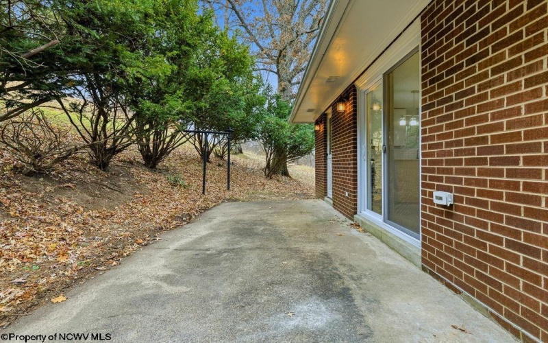 69 Celtic Drive, Clarksburg, West Virginia 26301, 4 Bedrooms Bedrooms, 6 Rooms Rooms,2 BathroomsBathrooms,Single Family Detached,For Sale,Celtic,10162528 69 Celtic Drive, Clarksburg, West Virginia 26301, 4 Bedrooms Bedrooms, 6 Rooms Rooms,2 BathroomsBathrooms,Single Family Detached,For Sale,Celtic,10162528