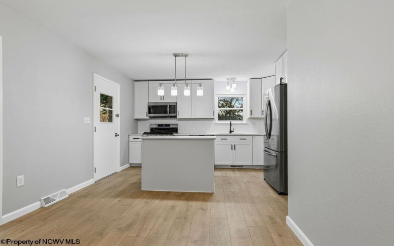 69 Celtic Drive, Clarksburg, West Virginia 26301, 4 Bedrooms Bedrooms, 6 Rooms Rooms,2 BathroomsBathrooms,Single Family Detached,For Sale,Celtic,10162528 69 Celtic Drive, Clarksburg, West Virginia 26301, 4 Bedrooms Bedrooms, 6 Rooms Rooms,2 BathroomsBathrooms,Single Family Detached,For Sale,Celtic,10162528