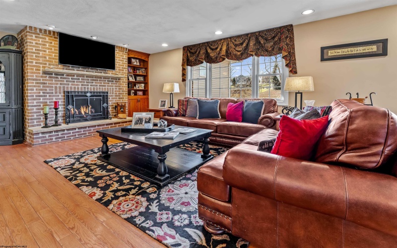 8 Alicia Street, Westover, West Virginia 26501, 5 Bedrooms Bedrooms, 12 Rooms Rooms,3 BathroomsBathrooms,Single Family Detached,For Sale,Alicia,10162532 8 Alicia Street, Westover, West Virginia 26501, 5 Bedrooms Bedrooms, 12 Rooms Rooms,3 BathroomsBathrooms,Single Family Detached,For Sale,Alicia,10162532