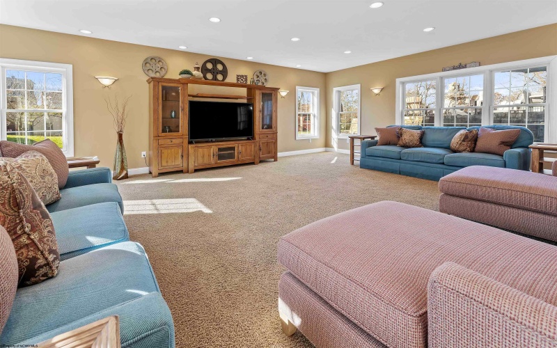 8 Alicia Street, Westover, West Virginia 26501, 5 Bedrooms Bedrooms, 12 Rooms Rooms,3 BathroomsBathrooms,Single Family Detached,For Sale,Alicia,10162532 8 Alicia Street, Westover, West Virginia 26501, 5 Bedrooms Bedrooms, 12 Rooms Rooms,3 BathroomsBathrooms,Single Family Detached,For Sale,Alicia,10162532