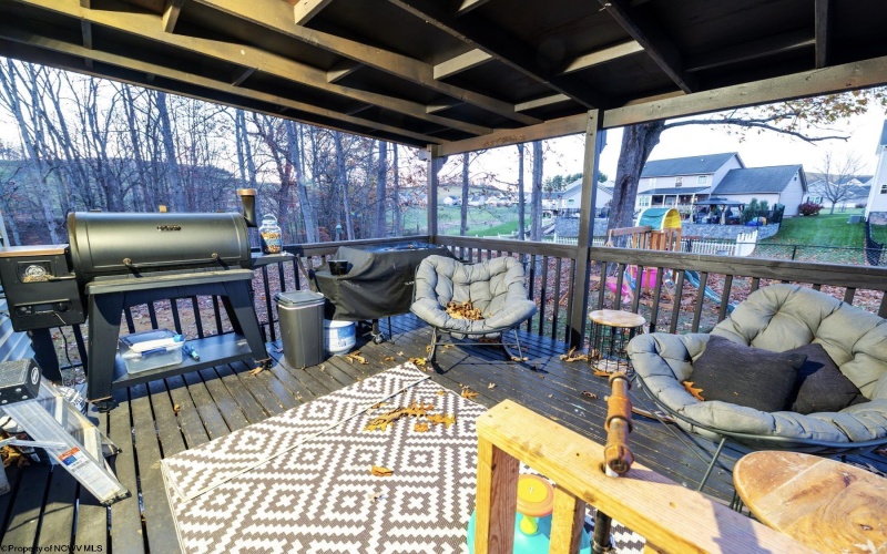 250 Del Dew Drive, Bridgeport, West Virginia 26330, 2 Bedrooms Bedrooms, 8 Rooms Rooms,2 BathroomsBathrooms,Single Family Detached,For Sale,Del Dew,10162529 250 Del Dew Drive, Bridgeport, West Virginia 26330, 2 Bedrooms Bedrooms, 8 Rooms Rooms,2 BathroomsBathrooms,Single Family Detached,For Sale,Del Dew,10162529