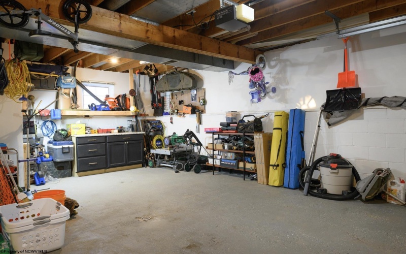 250 Del Dew Drive, Bridgeport, West Virginia 26330, 2 Bedrooms Bedrooms, 8 Rooms Rooms,2 BathroomsBathrooms,Single Family Detached,For Sale,Del Dew,10162529 250 Del Dew Drive, Bridgeport, West Virginia 26330, 2 Bedrooms Bedrooms, 8 Rooms Rooms,2 BathroomsBathrooms,Single Family Detached,For Sale,Del Dew,10162529