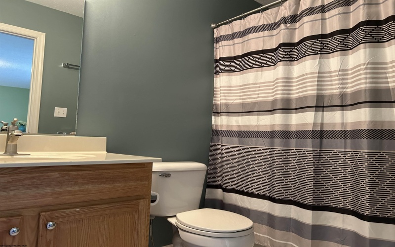 405 Cimarron Place, Morgantown, West Virginia 26508, 2 Bedrooms Bedrooms, 5 Rooms Rooms,2 BathroomsBathrooms,Single Family Attached,For Sale,Cimarron,10162538