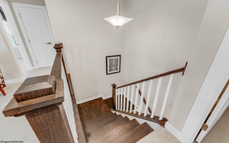 215 Falling Water Lane, Morgantown, West Virginia 26508, 4 Bedrooms Bedrooms, 10 Rooms Rooms,3 BathroomsBathrooms,Single Family Detached,For Sale,Falling Water,10162541