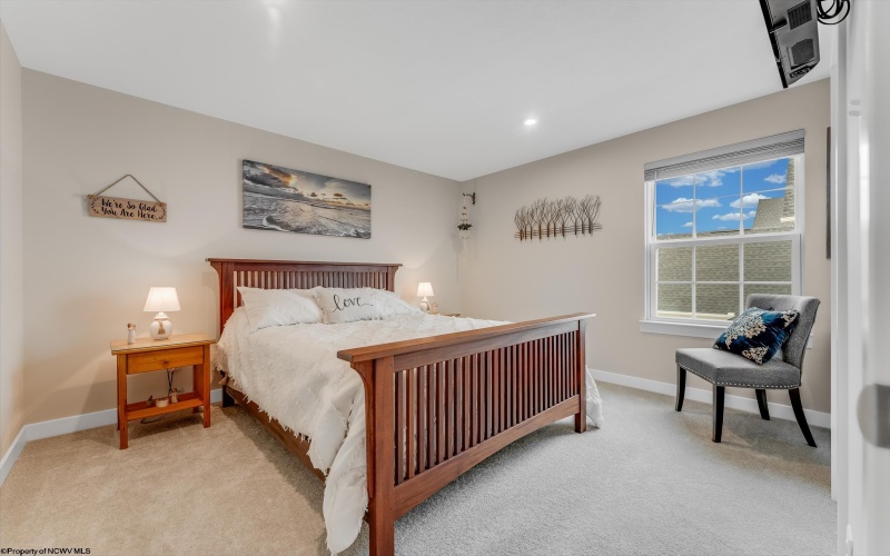 215 Falling Water Lane, Morgantown, West Virginia 26508, 4 Bedrooms Bedrooms, 10 Rooms Rooms,3 BathroomsBathrooms,Single Family Detached,For Sale,Falling Water,10162541