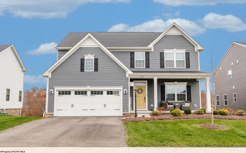 215 Falling Water Lane, Morgantown, West Virginia 26508, 4 Bedrooms Bedrooms, 10 Rooms Rooms,3 BathroomsBathrooms,Single Family Detached,For Sale,Falling Water,10162541