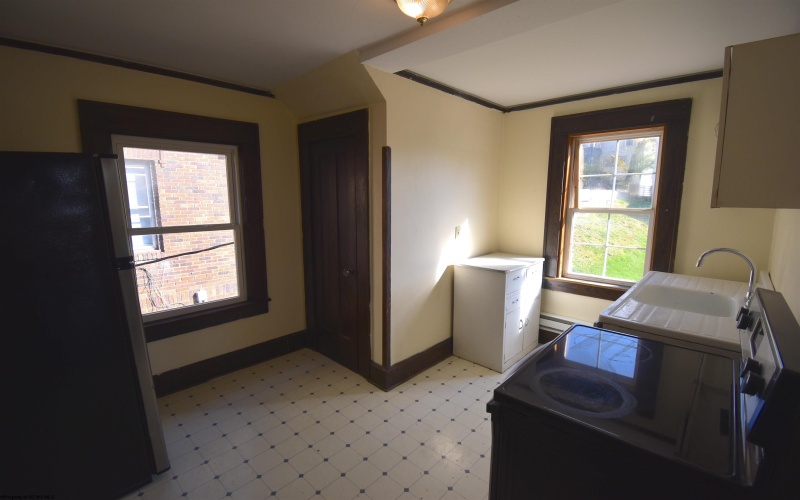 662 Spruce Street, Morgantown, West Virginia 26505, 3 Bedrooms Bedrooms, 5 Rooms Rooms,1 BathroomBathrooms,Residential Rentals,For Rent,Spruce,10162533 662 Spruce Street, Morgantown, West Virginia 26505, 3 Bedrooms Bedrooms, 5 Rooms Rooms,1 BathroomBathrooms,Residential Rentals,For Rent,Spruce,10162533