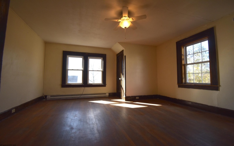 662 Spruce Street, Morgantown, West Virginia 26505, 3 Bedrooms Bedrooms, 5 Rooms Rooms,1 BathroomBathrooms,Residential Rentals,For Rent,Spruce,10162533 662 Spruce Street, Morgantown, West Virginia 26505, 3 Bedrooms Bedrooms, 5 Rooms Rooms,1 BathroomBathrooms,Residential Rentals,For Rent,Spruce,10162533