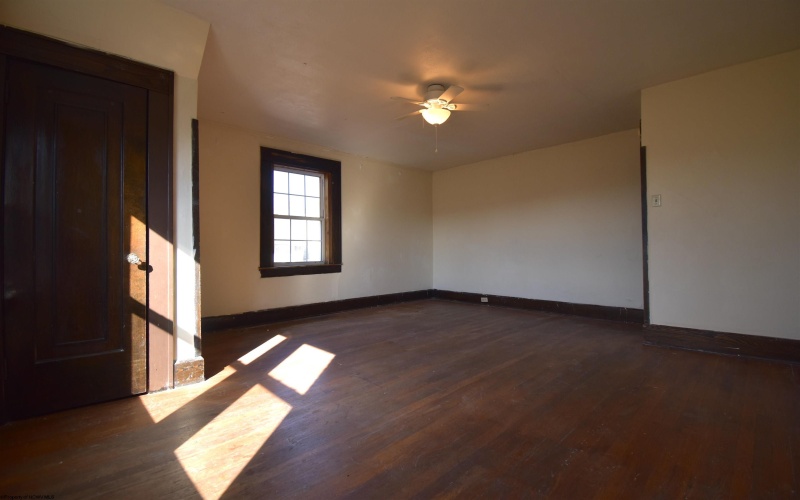 662 Spruce Street, Morgantown, West Virginia 26505, 3 Bedrooms Bedrooms, 5 Rooms Rooms,1 BathroomBathrooms,Residential Rentals,For Rent,Spruce,10162533 662 Spruce Street, Morgantown, West Virginia 26505, 3 Bedrooms Bedrooms, 5 Rooms Rooms,1 BathroomBathrooms,Residential Rentals,For Rent,Spruce,10162533