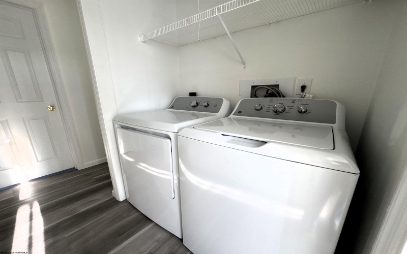 901 Charles Street, Morgantown, West Virginia 26505, 2 Bedrooms Bedrooms, 4 Rooms Rooms,2 BathroomsBathrooms,Residential Rentals,For Rent,Charles,10162536 901 Charles Street, Morgantown, West Virginia 26505, 2 Bedrooms Bedrooms, 4 Rooms Rooms,2 BathroomsBathrooms,Residential Rentals,For Rent,Charles,10162536