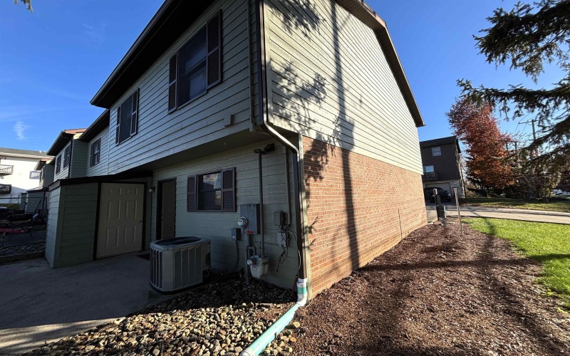 1092 Willowdale Road, Morgantown, West Virginia 26505, 3 Bedrooms Bedrooms, 5 Rooms Rooms,3 BathroomsBathrooms,Residential Rentals,For Rent,Willowdale,10162537 1092 Willowdale Road, Morgantown, West Virginia 26505, 3 Bedrooms Bedrooms, 5 Rooms Rooms,3 BathroomsBathrooms,Residential Rentals,For Rent,Willowdale,10162537