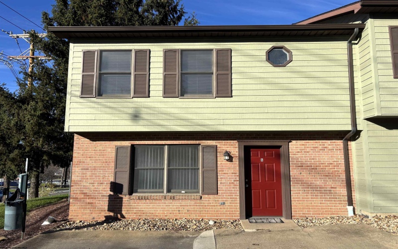 1092 Willowdale Road, Morgantown, West Virginia 26505, 3 Bedrooms Bedrooms, 5 Rooms Rooms,3 BathroomsBathrooms,Residential Rentals,For Rent,Willowdale,10162537 1092 Willowdale Road, Morgantown, West Virginia 26505, 3 Bedrooms Bedrooms, 5 Rooms Rooms,3 BathroomsBathrooms,Residential Rentals,For Rent,Willowdale,10162537