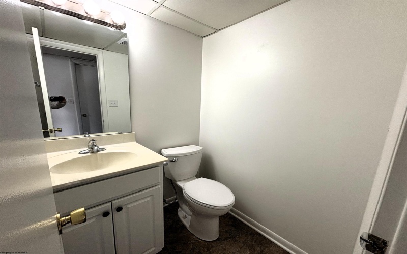 1092 Willowdale Road, Morgantown, West Virginia 26505, 3 Bedrooms Bedrooms, 5 Rooms Rooms,3 BathroomsBathrooms,Residential Rentals,For Rent,Willowdale,10162537 1092 Willowdale Road, Morgantown, West Virginia 26505, 3 Bedrooms Bedrooms, 5 Rooms Rooms,3 BathroomsBathrooms,Residential Rentals,For Rent,Willowdale,10162537