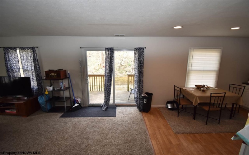 336 Beverly Avenue, Morgantown, West Virginia 26505, 3 Bedrooms Bedrooms, 5 Rooms Rooms,2 BathroomsBathrooms,Residential Rentals,For Rent,Beverly,10162539