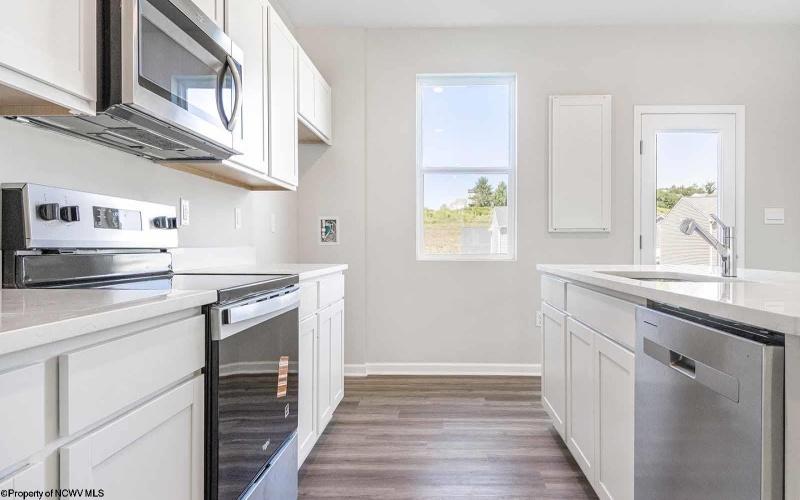 771 Mulligan Court, Maidsville, West Virginia 26541, 3 Bedrooms Bedrooms, 5 Rooms Rooms,2 BathroomsBathrooms,Single Family Attached,For Sale,Mulligan,10162542