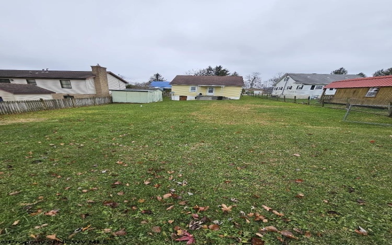 61 Leo Menendez Drive, Spelter, West Virginia 26438, 2 Bedrooms Bedrooms, 4 Rooms Rooms,1 BathroomBathrooms,Single Family Detached,For Sale,Leo Menendez,10162547