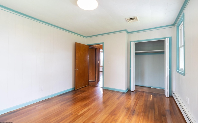 117 Newton Avenue, Bridgeport, West Virginia 26330, 3 Bedrooms Bedrooms, 5 Rooms Rooms,1 BathroomBathrooms,Single Family Detached,For Sale,Newton,10160105