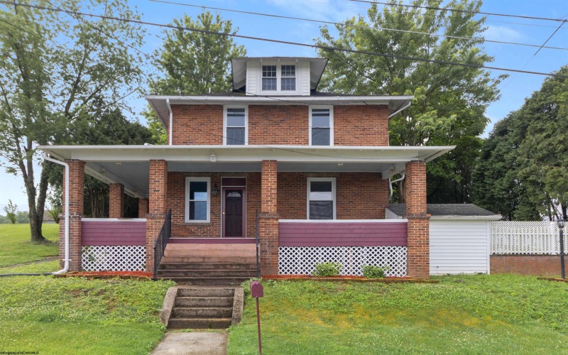 117 Newton Avenue, Bridgeport, West Virginia 26330, 3 Bedrooms Bedrooms, 5 Rooms Rooms,1 BathroomBathrooms,Single Family Detached,For Sale,Newton,10160105