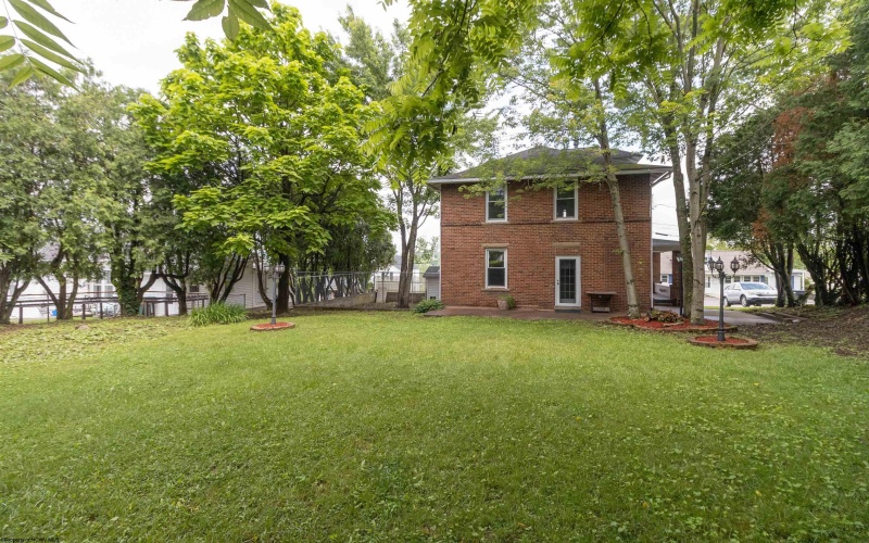 117 Newton Avenue, Bridgeport, West Virginia 26330, 3 Bedrooms Bedrooms, 5 Rooms Rooms,1 BathroomBathrooms,Single Family Detached,For Sale,Newton,10160105