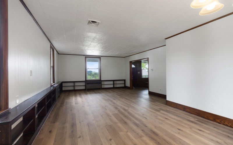 117 Newton Avenue, Bridgeport, West Virginia 26330, 3 Bedrooms Bedrooms, 5 Rooms Rooms,1 BathroomBathrooms,Single Family Detached,For Sale,Newton,10160105