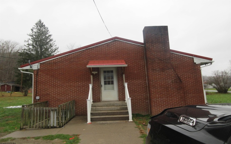 YELLOW BIRD Street, Parsons, West Virginia 26287, 3 Bedrooms Bedrooms, 6 Rooms Rooms,1 BathroomBathrooms,Single Family Detached,For Sale,YELLOW BIRD,10162559