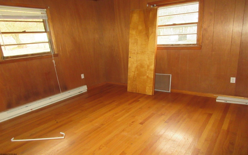 YELLOW BIRD Street, Parsons, West Virginia 26287, 3 Bedrooms Bedrooms, 6 Rooms Rooms,1 BathroomBathrooms,Single Family Detached,For Sale,YELLOW BIRD,10162559