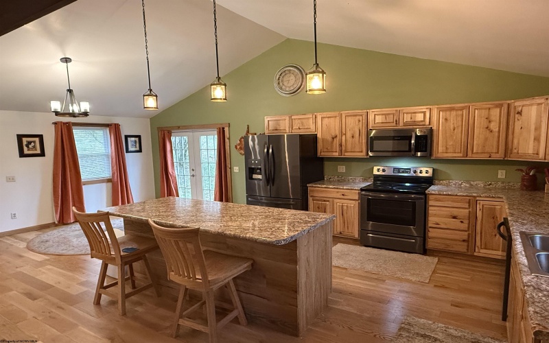 40 Bine Street, Fairmont, West Virginia 26554, 3 Bedrooms Bedrooms, 7 Rooms Rooms,1 BathroomBathrooms,Single Family Detached,For Sale,Bine,10162558