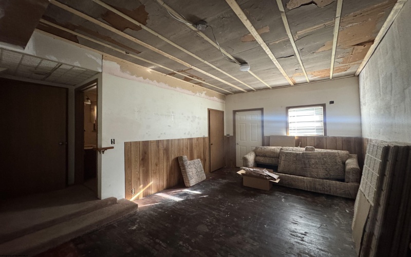 5961 Fairmont Road, Rivesville, West Virginia 26558-8, 2 Bedrooms Bedrooms, 5 Rooms Rooms,1 BathroomBathrooms,Single Family Detached,For Sale,Fairmont,10162551