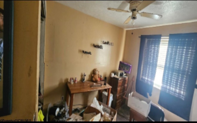 107 Kelly Street, Clendenin, West Virginia 25045, 3 Bedrooms Bedrooms, 5 Rooms Rooms,2 BathroomsBathrooms,Single Family Detached,For Sale,Kelly,10162556