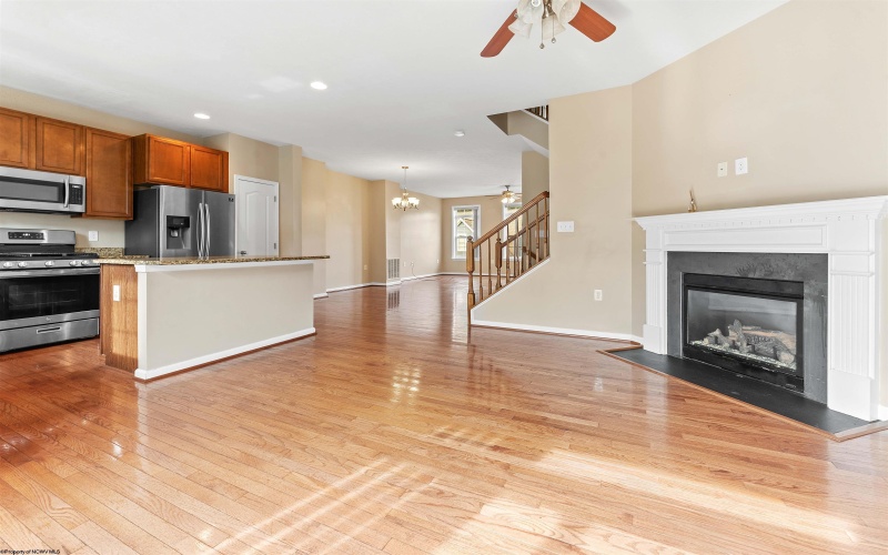 415 St. Andrews Drive, Morgantown, West Virginia 26508, 4 Bedrooms Bedrooms, 8 Rooms Rooms,3 BathroomsBathrooms,Single Family Attached,For Sale,St. Andrews,10162561