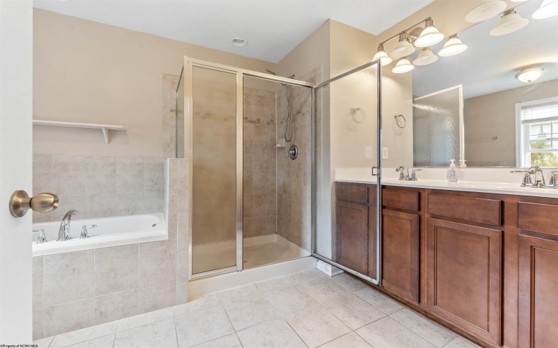 415 St. Andrews Drive, Morgantown, West Virginia 26508, 4 Bedrooms Bedrooms, 8 Rooms Rooms,3 BathroomsBathrooms,Single Family Attached,For Sale,St. Andrews,10162561