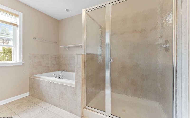 415 St. Andrews Drive, Morgantown, West Virginia 26508, 4 Bedrooms Bedrooms, 8 Rooms Rooms,3 BathroomsBathrooms,Single Family Attached,For Sale,St. Andrews,10162561