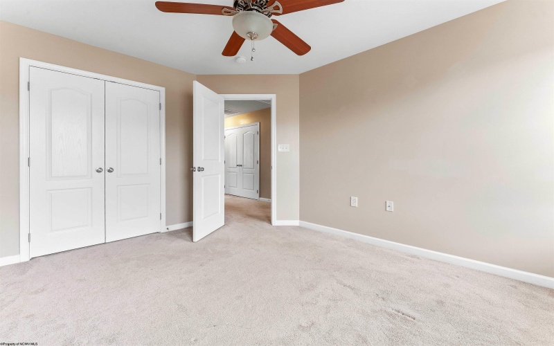 415 St. Andrews Drive, Morgantown, West Virginia 26508, 4 Bedrooms Bedrooms, 8 Rooms Rooms,3 BathroomsBathrooms,Single Family Attached,For Sale,St. Andrews,10162561