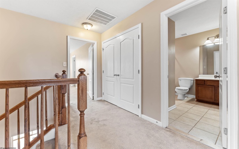 415 St. Andrews Drive, Morgantown, West Virginia 26508, 4 Bedrooms Bedrooms, 8 Rooms Rooms,3 BathroomsBathrooms,Single Family Attached,For Sale,St. Andrews,10162561