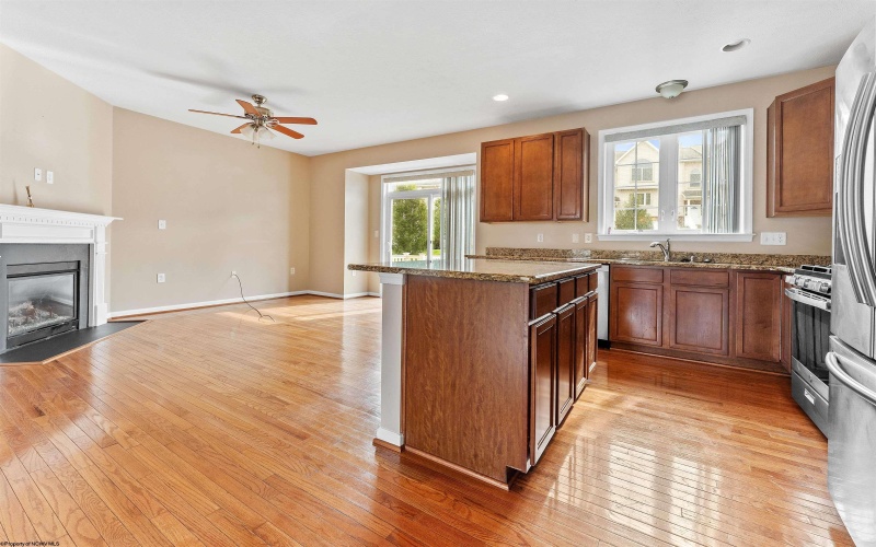 415 St. Andrews Drive, Morgantown, West Virginia 26508, 4 Bedrooms Bedrooms, 8 Rooms Rooms,3 BathroomsBathrooms,Single Family Attached,For Sale,St. Andrews,10162561