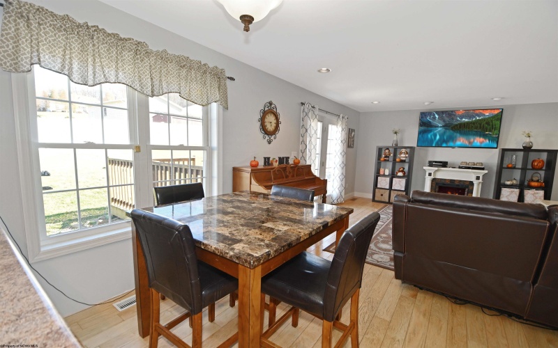 84 Allen Drive, Bruceton Mills, West Virginia 26525, 3 Bedrooms Bedrooms, 8 Rooms Rooms,2 BathroomsBathrooms,Single Family Detached,For Sale,Allen,10162564