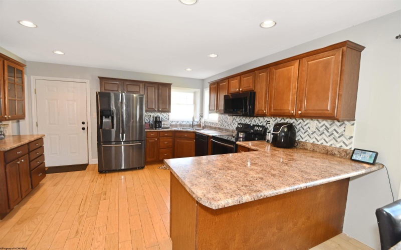 84 Allen Drive, Bruceton Mills, West Virginia 26525, 3 Bedrooms Bedrooms, 8 Rooms Rooms,2 BathroomsBathrooms,Single Family Detached,For Sale,Allen,10162564