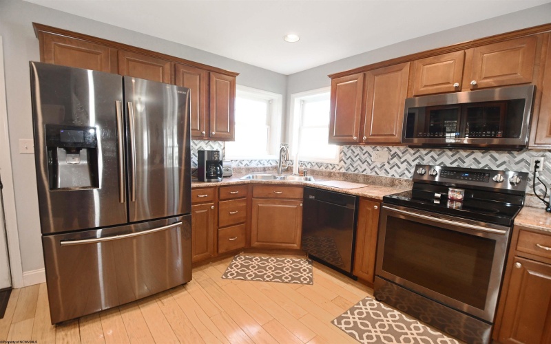 84 Allen Drive, Bruceton Mills, West Virginia 26525, 3 Bedrooms Bedrooms, 8 Rooms Rooms,2 BathroomsBathrooms,Single Family Detached,For Sale,Allen,10162564