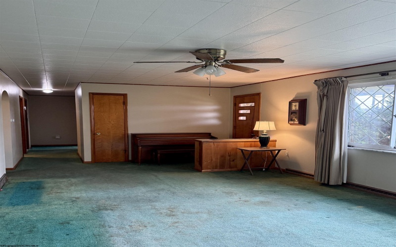 1415 Pleasant Valley Road, Fairmont, West Virginia 26554, 3 Bedrooms Bedrooms, 7 Rooms Rooms,2 BathroomsBathrooms,Single Family Detached,For Sale,Pleasant Valley,10162566