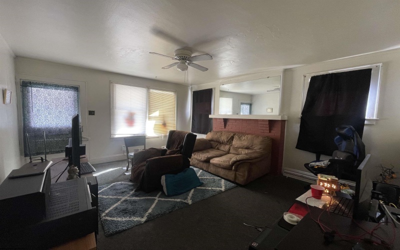 219 1/2 Fairview Avenue, Clarksburg, West Virginia 26301, 2 Bedrooms Bedrooms, 4 Rooms Rooms,1 BathroomBathrooms,Single Family Detached,For Sale,Fairview,10162565 219 1/2 Fairview Avenue, Clarksburg, West Virginia 26301, 2 Bedrooms Bedrooms, 4 Rooms Rooms,1 BathroomBathrooms,Single Family Detached,For Sale,Fairview,10162565