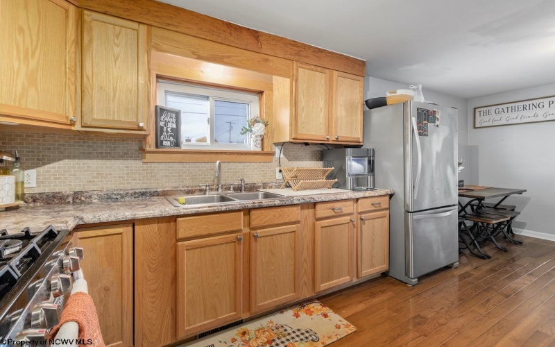 8712 Cost Avenue, Stonewood, West Virginia 26301, 3 Bedrooms Bedrooms, 6 Rooms Rooms,1 BathroomBathrooms,Single Family Detached,For Sale,Cost,10162563