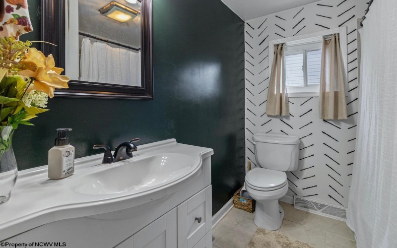 8712 Cost Avenue, Stonewood, West Virginia 26301, 3 Bedrooms Bedrooms, 6 Rooms Rooms,1 BathroomBathrooms,Single Family Detached,For Sale,Cost,10162563