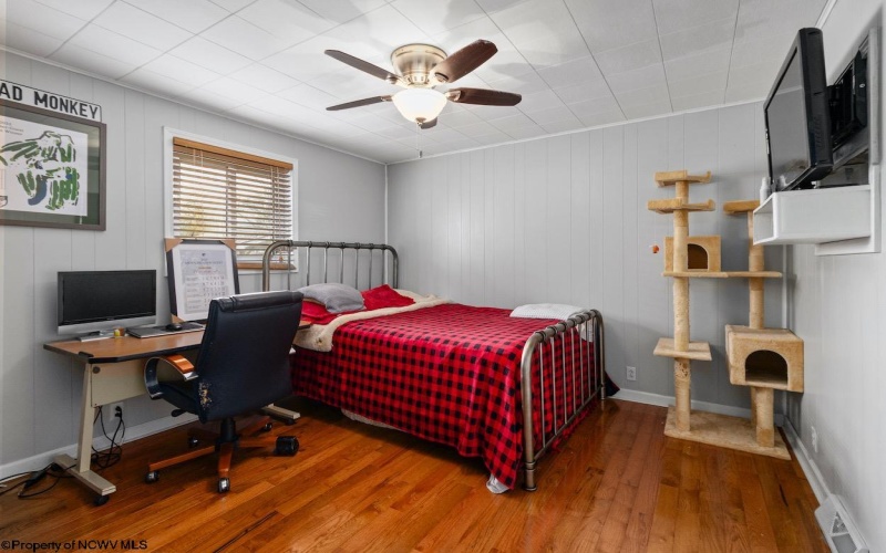 8712 Cost Avenue, Stonewood, West Virginia 26301, 3 Bedrooms Bedrooms, 6 Rooms Rooms,1 BathroomBathrooms,Single Family Detached,For Sale,Cost,10162563